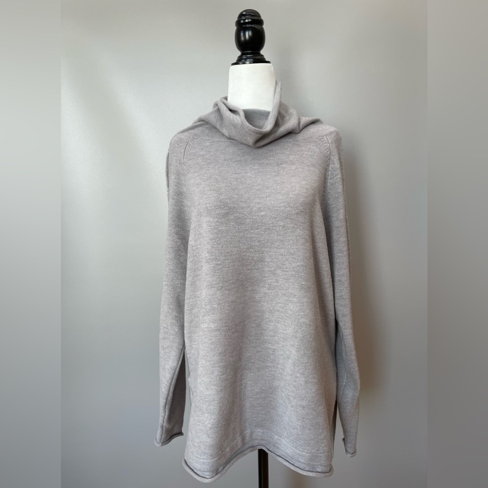 French conection long gray turtleneck sweater excellent condition new with tags